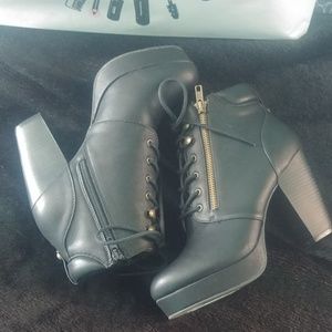 Black Block heel Boots